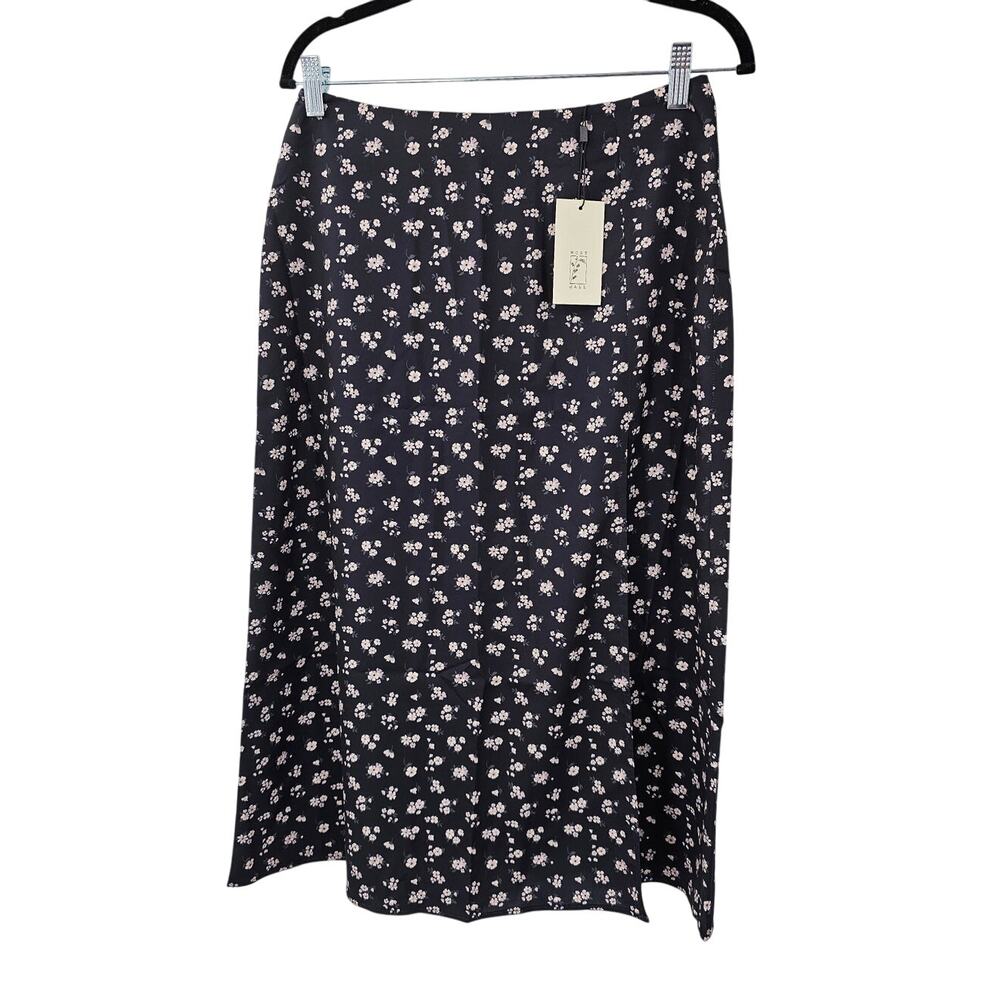 MOST OF ALL Quinn Skirt Midnight Posies Floral Womens Size 8 *NWT
